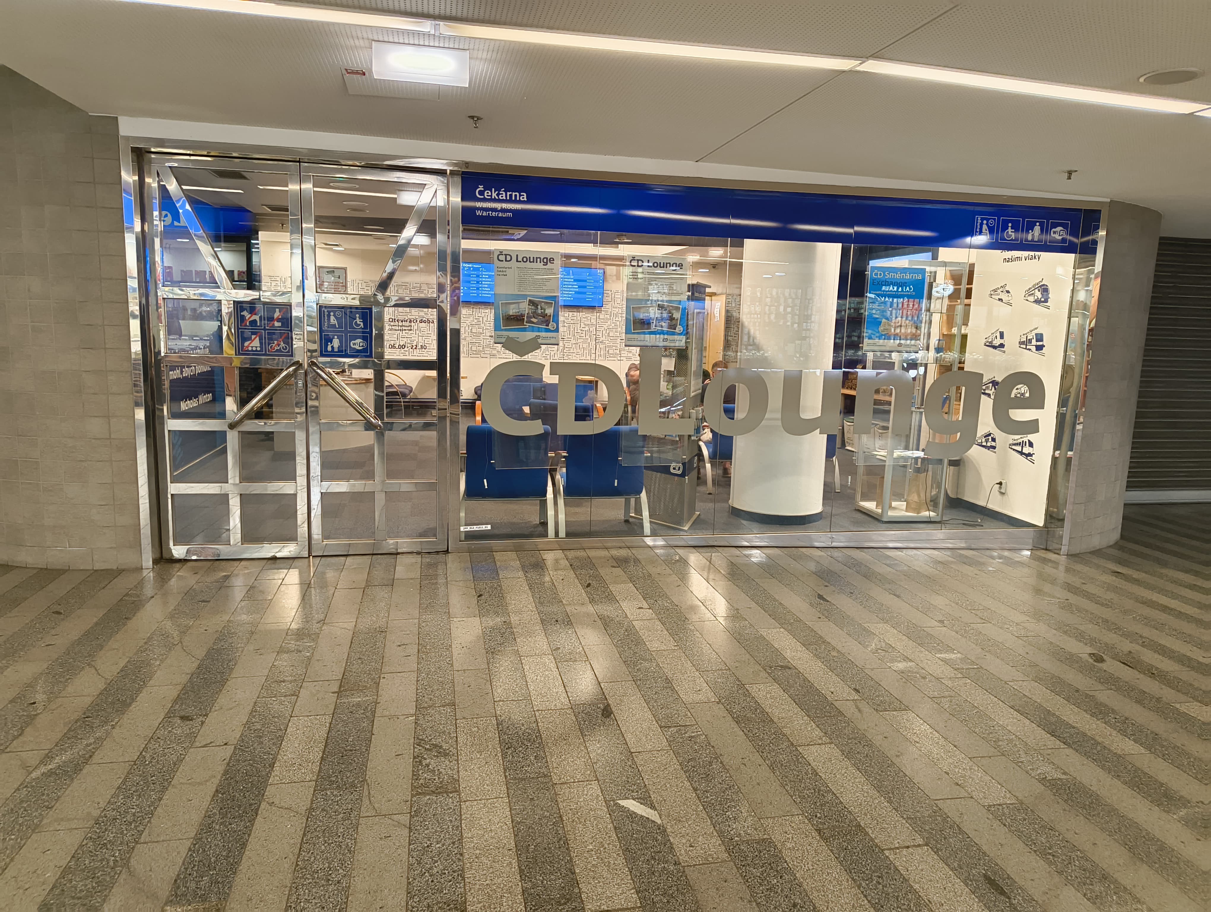 Ausstattung der ČD Lounge in Praha hlavní nádraží