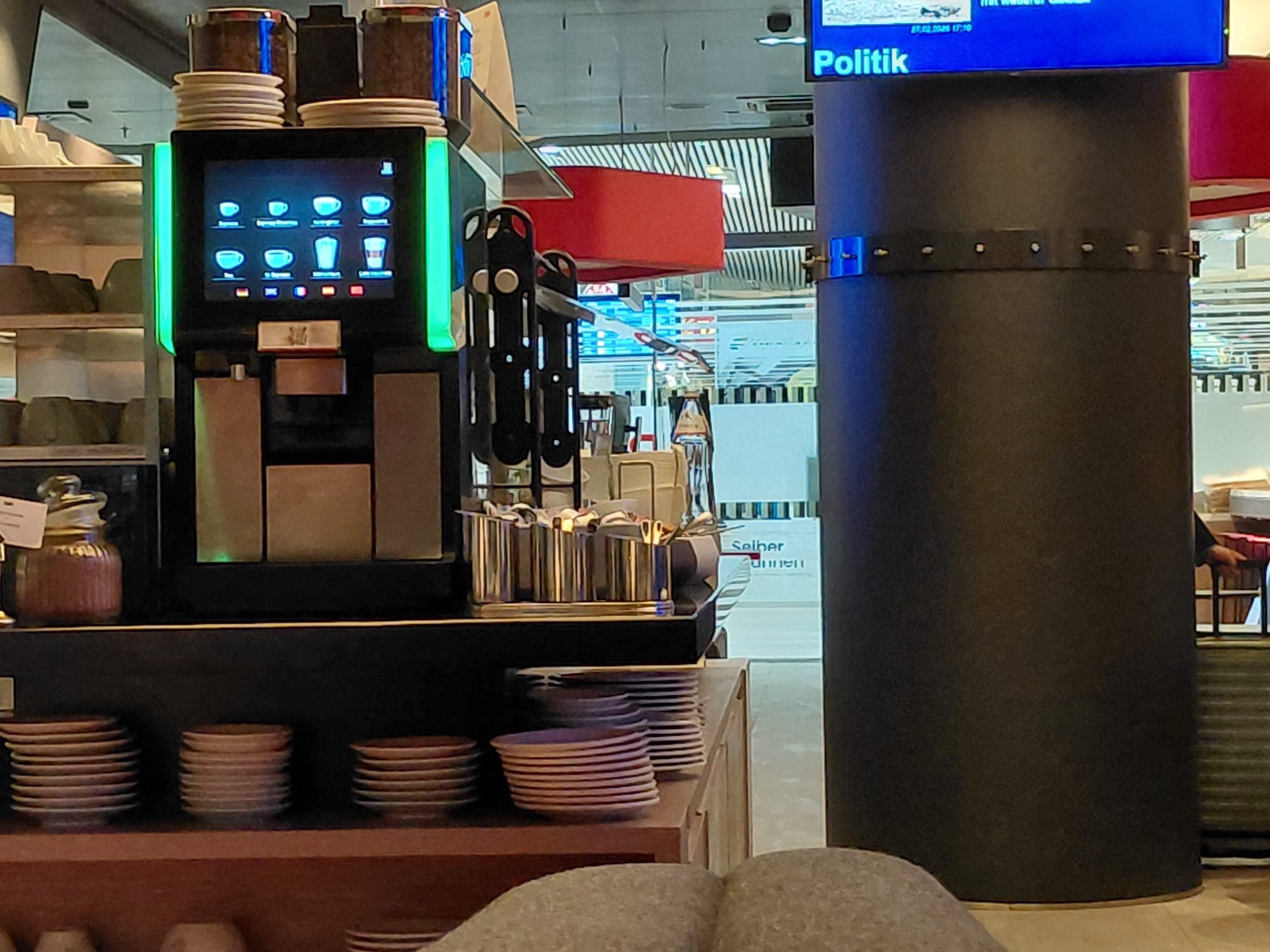 ÖBB Lounge Salzburg – entspannt warten mit Kaffee & WLAN